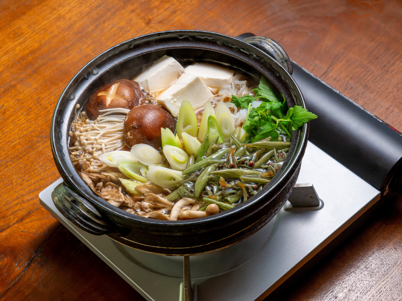 Junsai nabe